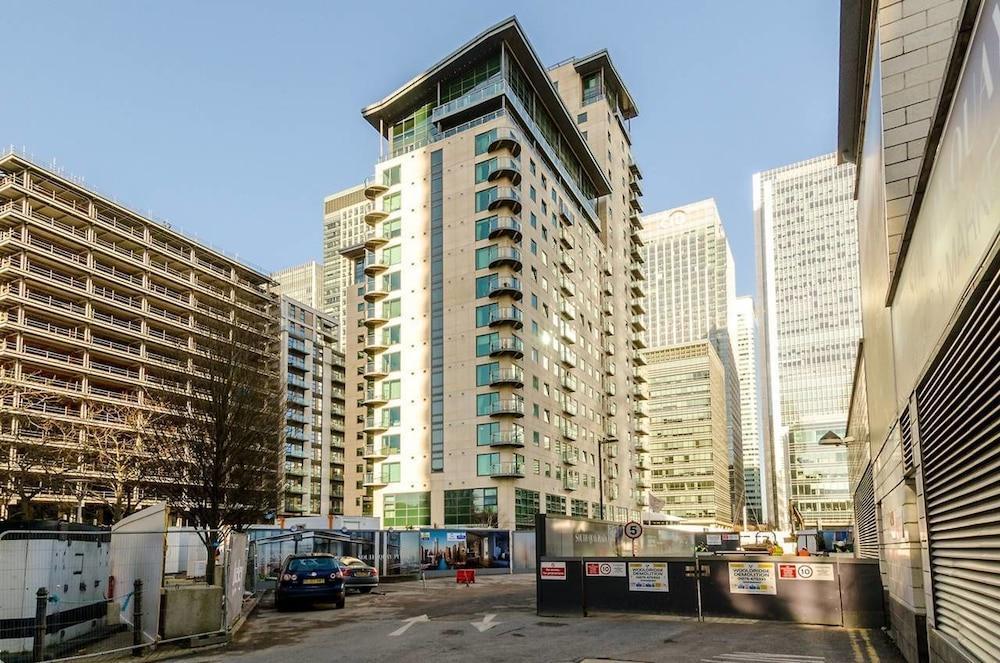 Canary Wharf Waterfront Apartments London Exterior photo